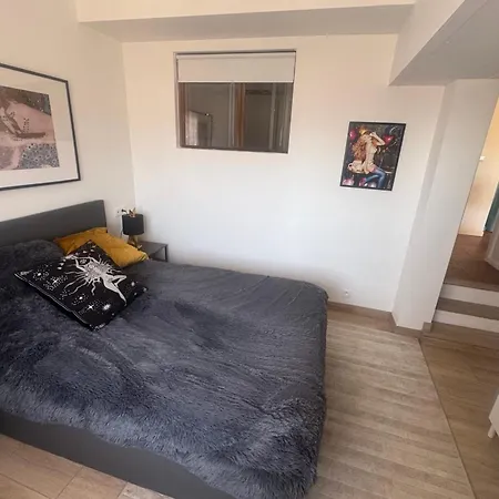 Beautiful 45 M With Terrace In Lägenhet